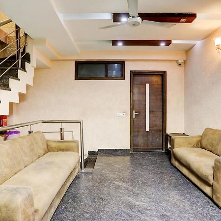 Hotel O Hcn Ludhijána Kültér fotó